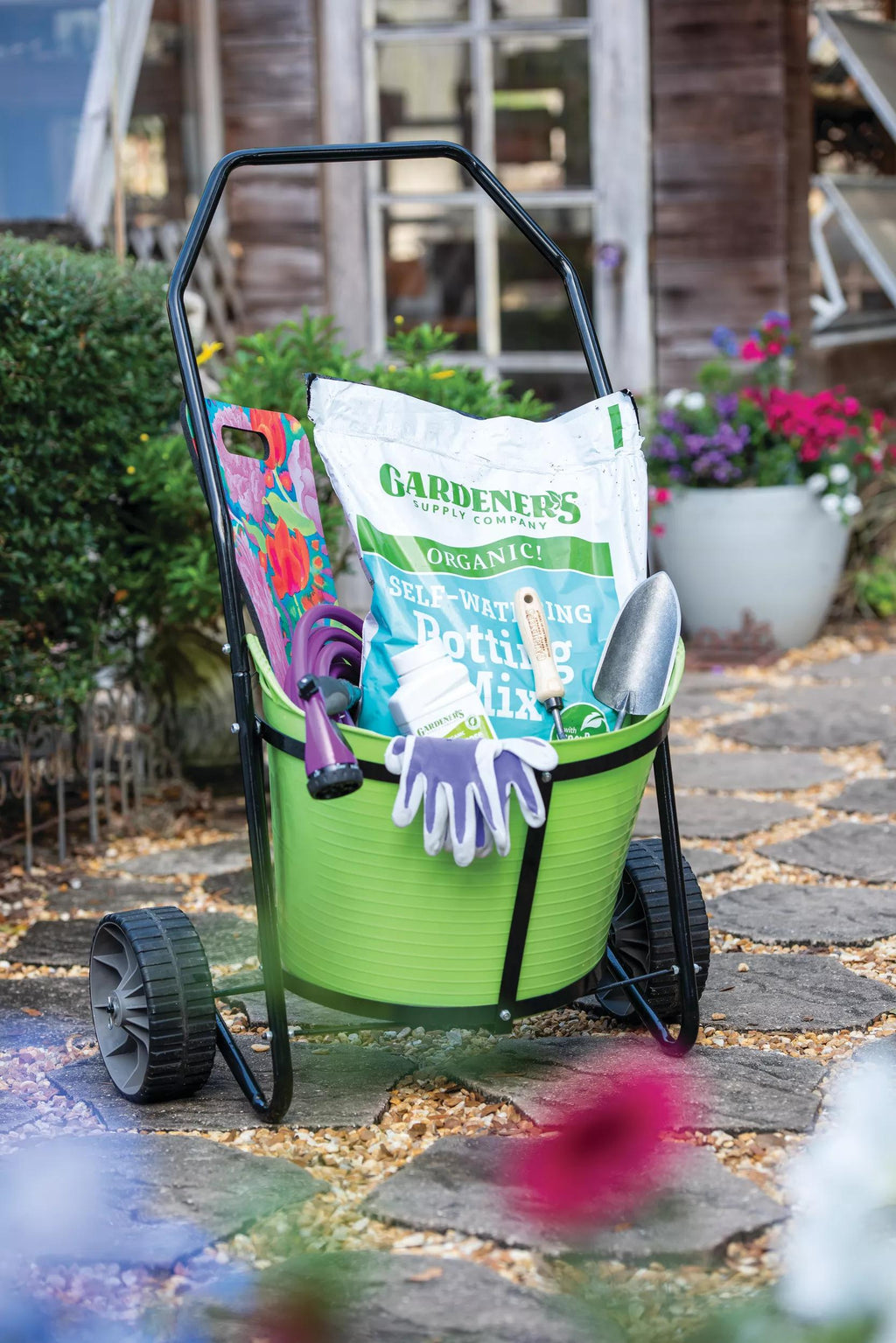 Chariot de jardin avec bac